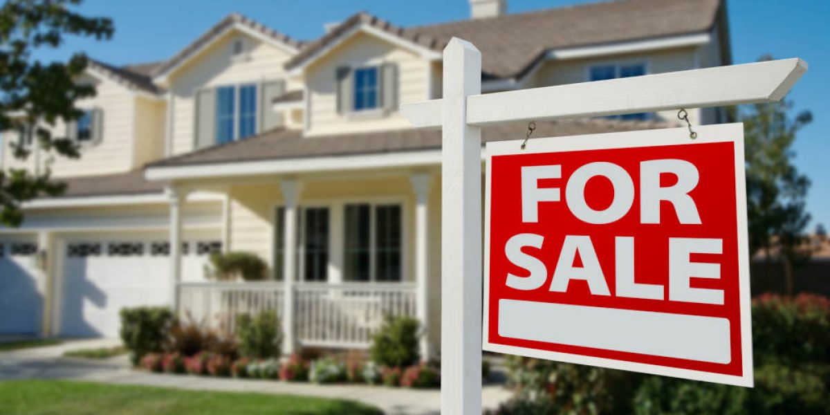 What You Should Know About Real Estate Flipping During the Holidays